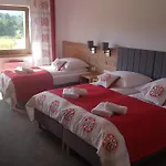 Pocieszna Woda לינה וארוחת בוקר 3*