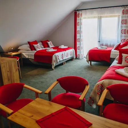 Pocieszna Woda Bed & Breakfast 3*